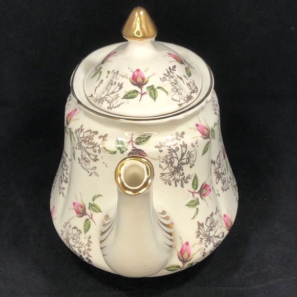 PRICE KENSINGTON TEAPOT & LID. ROSE FLORAL PATTERN with GOLD-TONE ACCENTS. - Picture 4 of 14